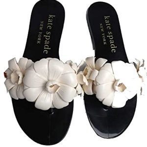 Kate Spade White Jaylee Gardenia floral sandal- size 9